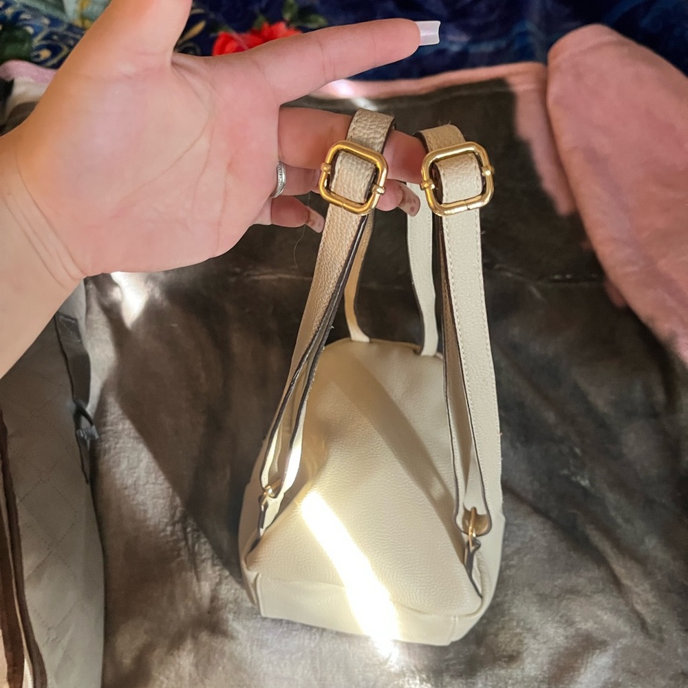 Elegant Cream Leather Backpack
